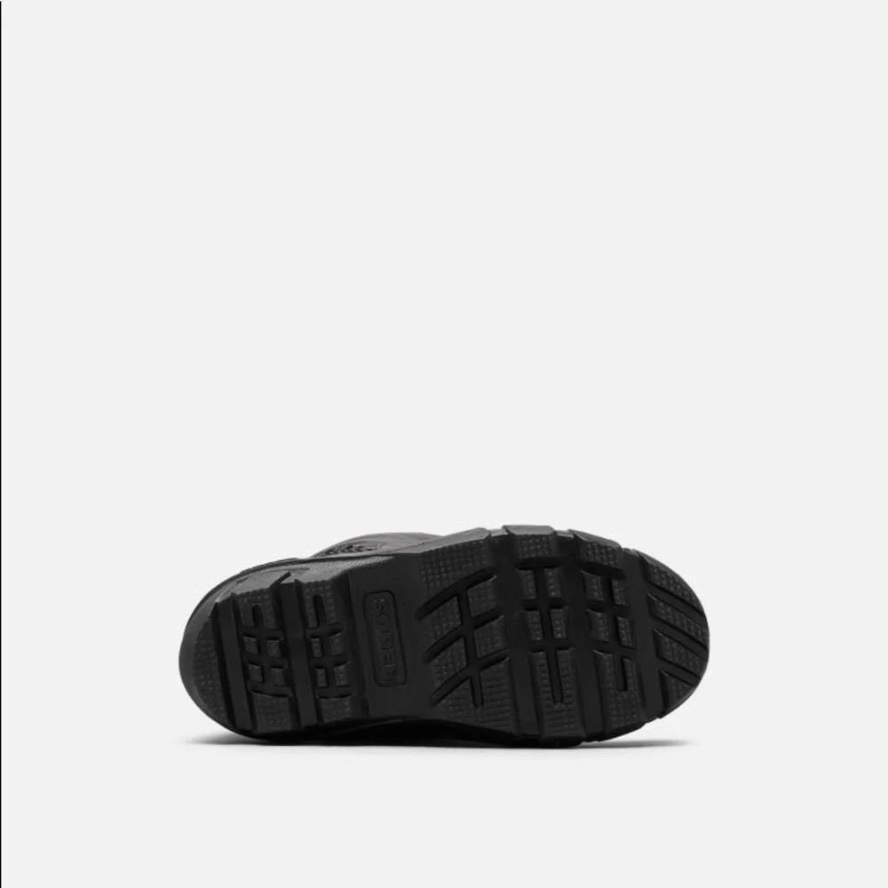 Sorel youth flurry™